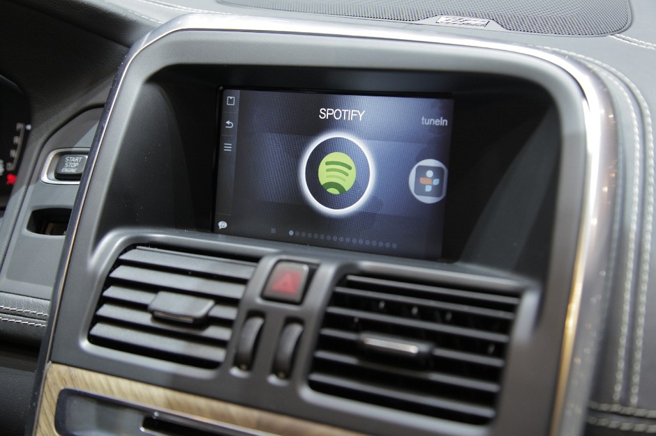 Muzyka z internetu w Volvo