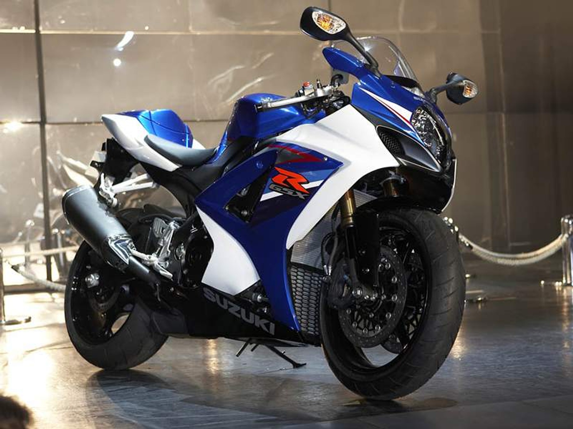 Suzuki GSX-R 1000 K7 – legenda trwa