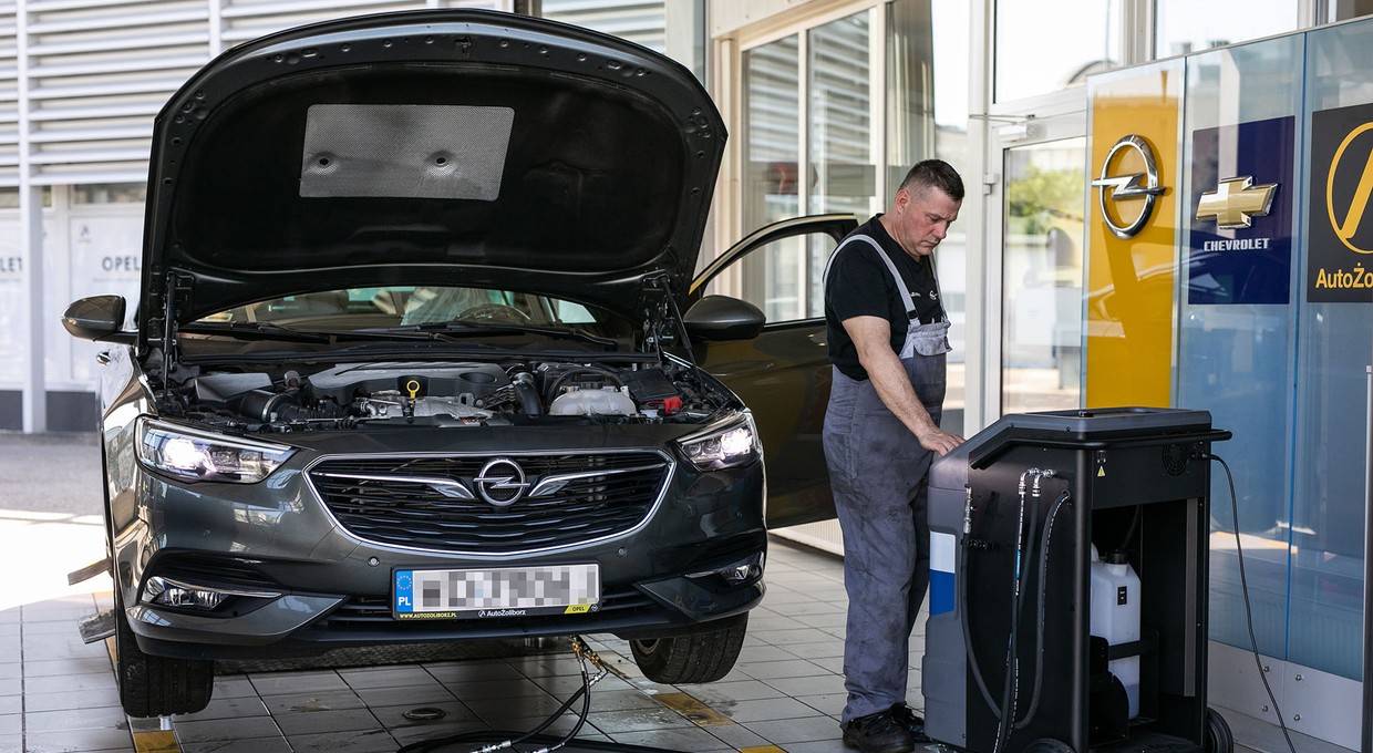 Wymiana oleju w "automacie": statyczna czy dynamiczna?