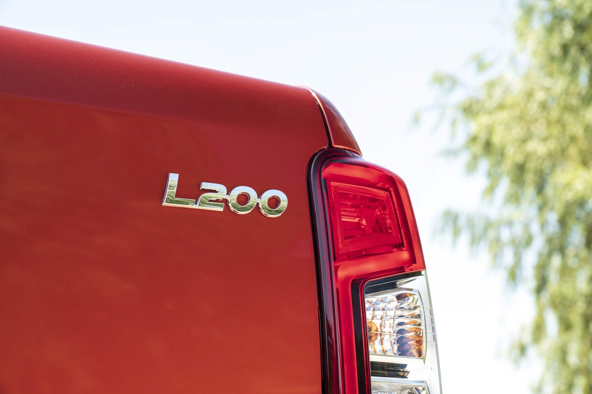 Nowe Mitsubishi L200