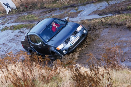 Mitsubishi L200 2.5 DiD Instyle - Wzór w klasie?