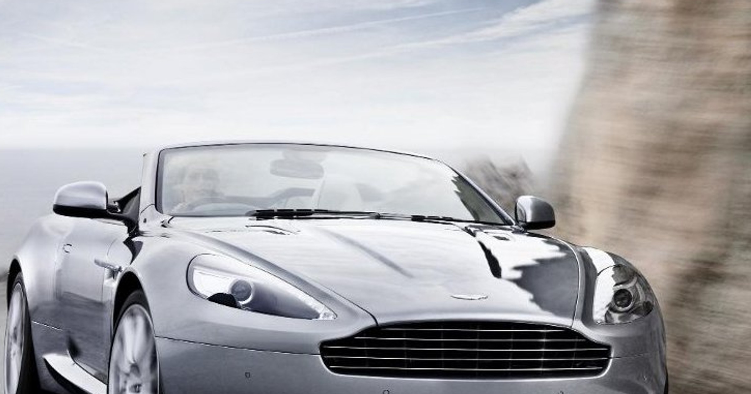 Aston Martin Virage powraca