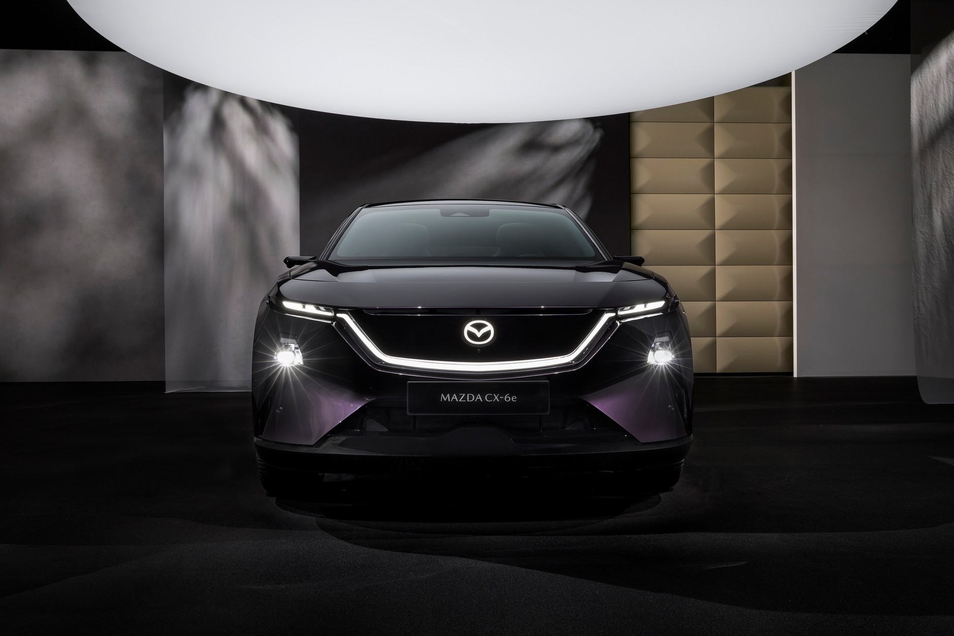 Mazda CX-6e