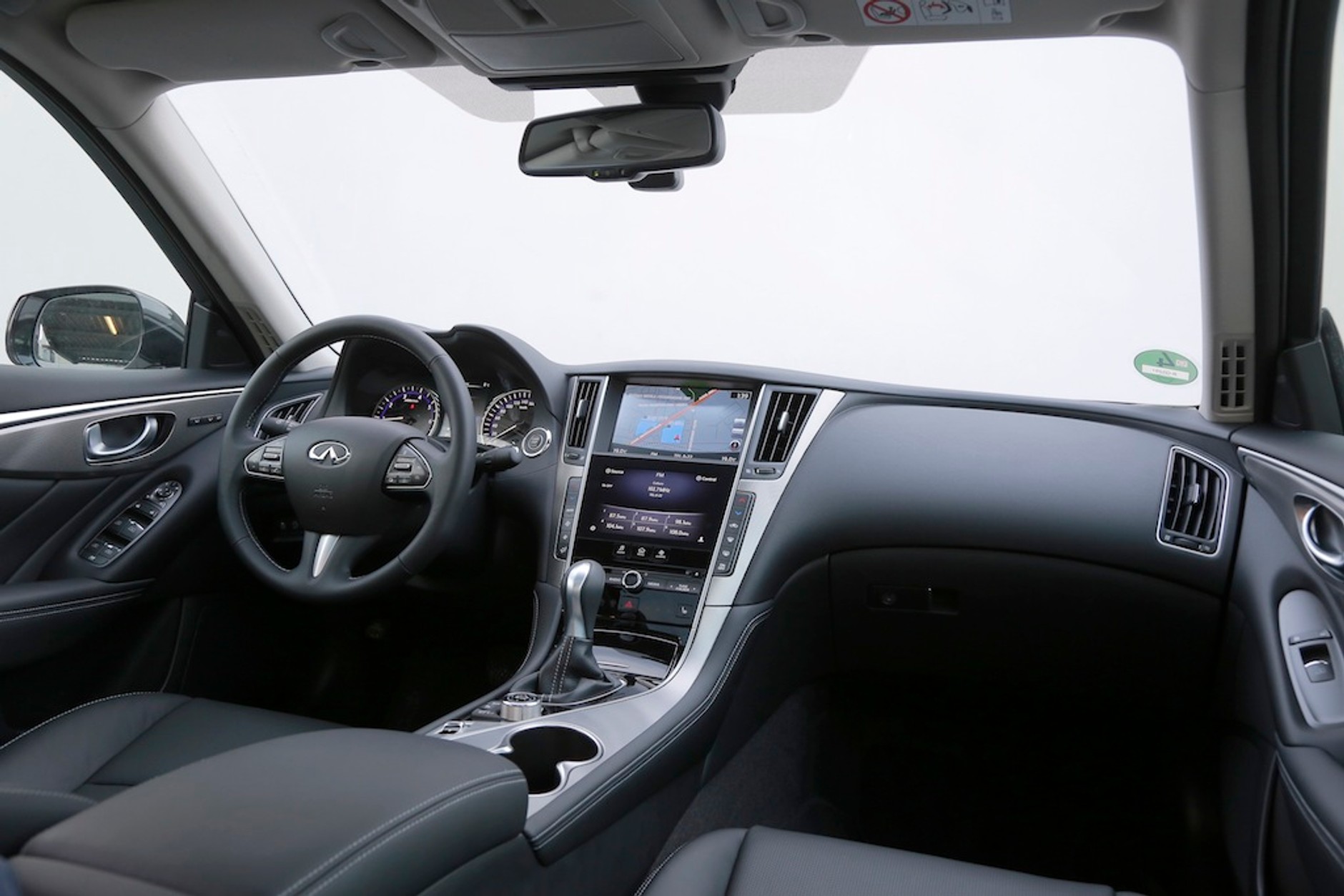 Test Infiniti Q50 2.2d Premium