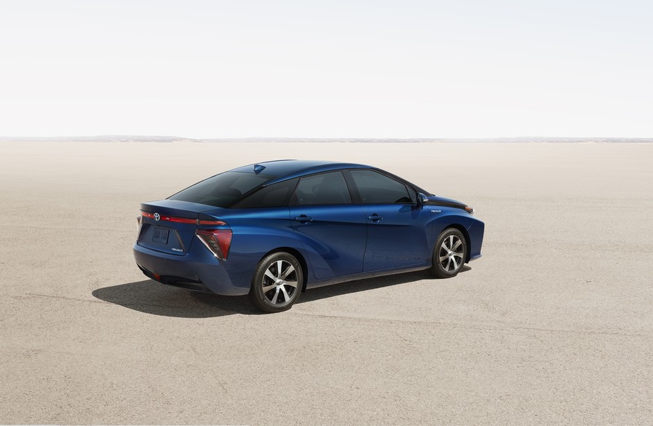Wodorowa Toyota na salonie w Paryżu