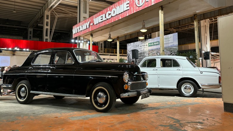 Wystawa w dawnej fabryce FSO