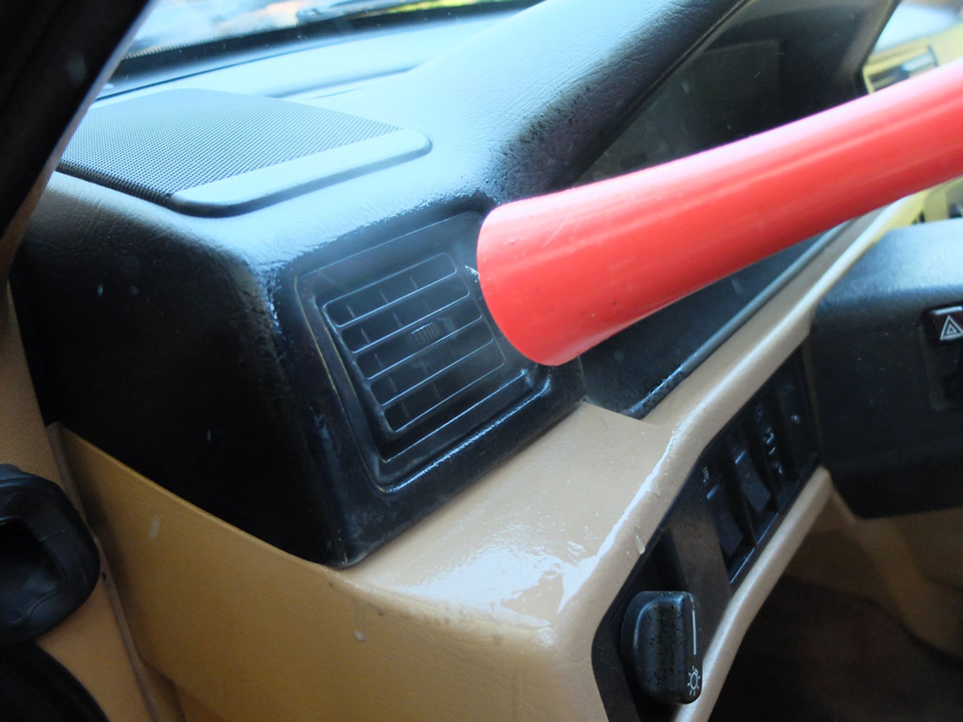 Tornador Gun - sposób na mocno zabrudzone wnętrze