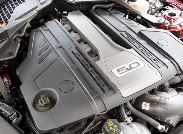 Ford Mustang tylko z silnikiem V8! Motor 2.3 EcoBoost wycofany z oferty