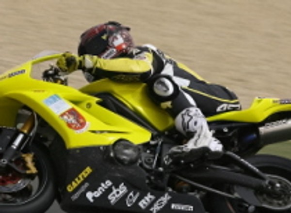 Wyścigi motocyklowe: znakomity początek sezonu Pawła Szkopka