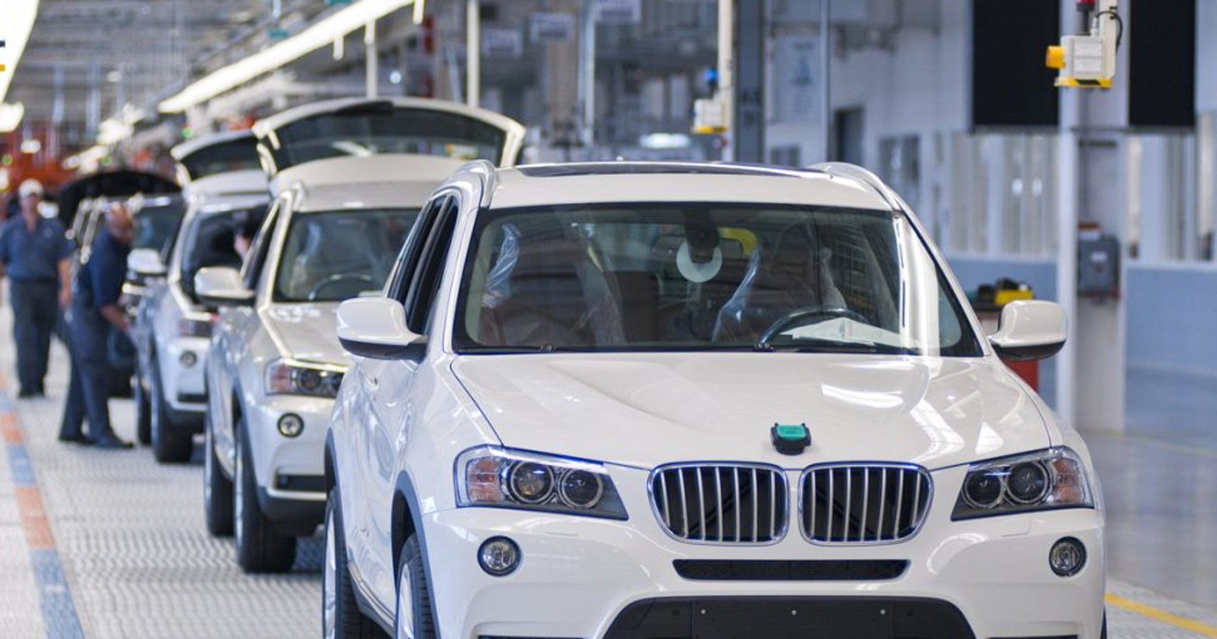 BMW czy Mercedes-Benz? Kto będzie numerem jeden?