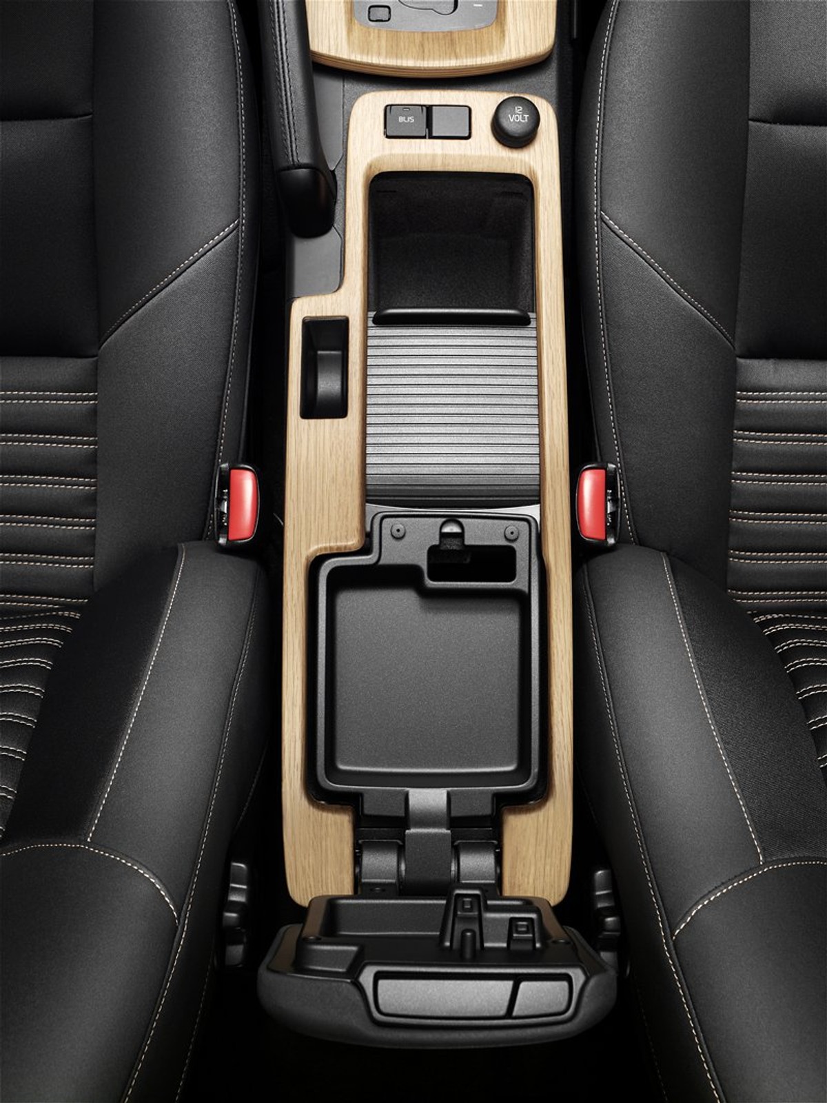 Odmłodzone Volvo S40 i V50 na starcie (WIDEO)