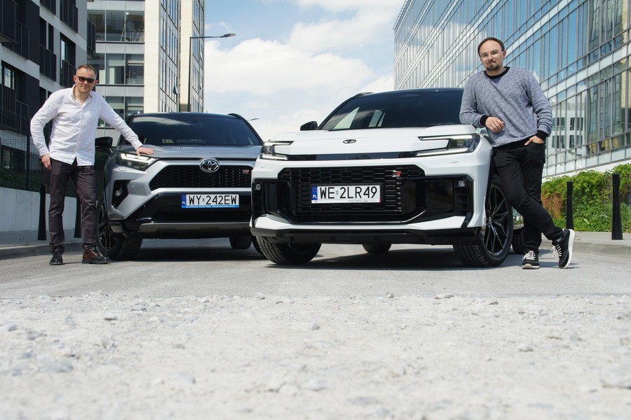 Toyota RAV4 GR Sport kontra Toyota RAV4 GR Sport