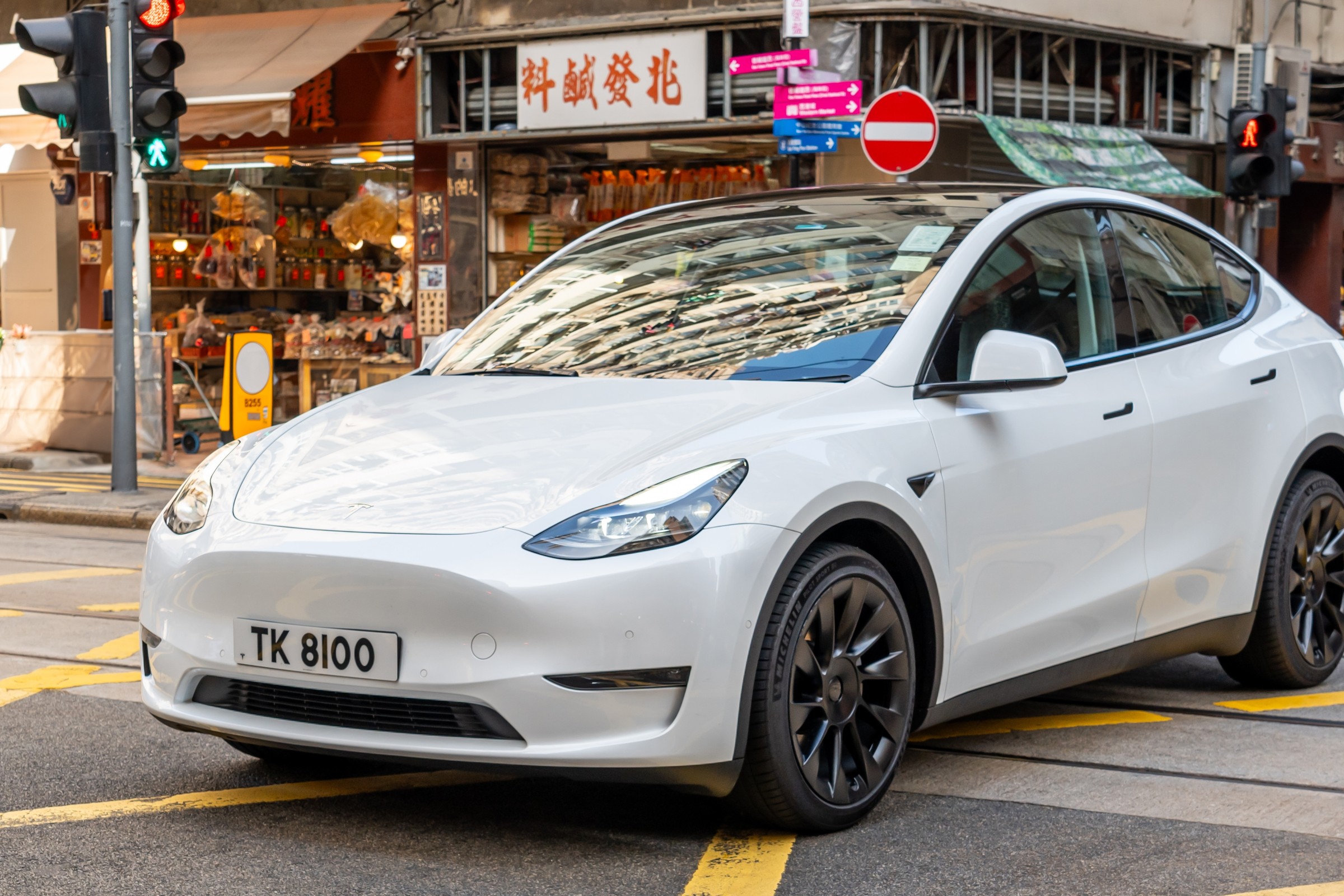 Czy Tesla w Chinach podzieli los Porsche? Na razie panicznie obniża ceny