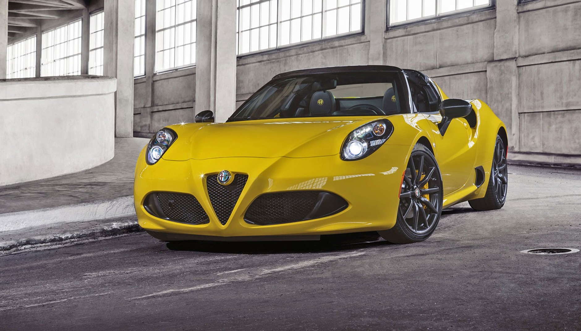 Alfa Romeo 4C Spider – premiera w Detroit