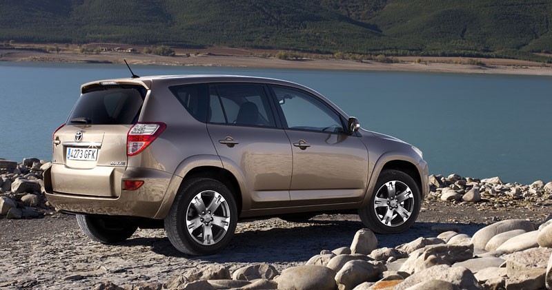 Bolonia 2008: Toyota RAV4 po faceliftingu