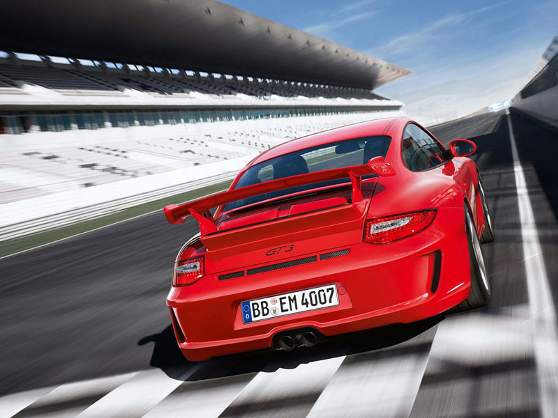 Porsche 911 GT3: modernizacja i podrasowanie najmocniejszej wersji wolnossącej