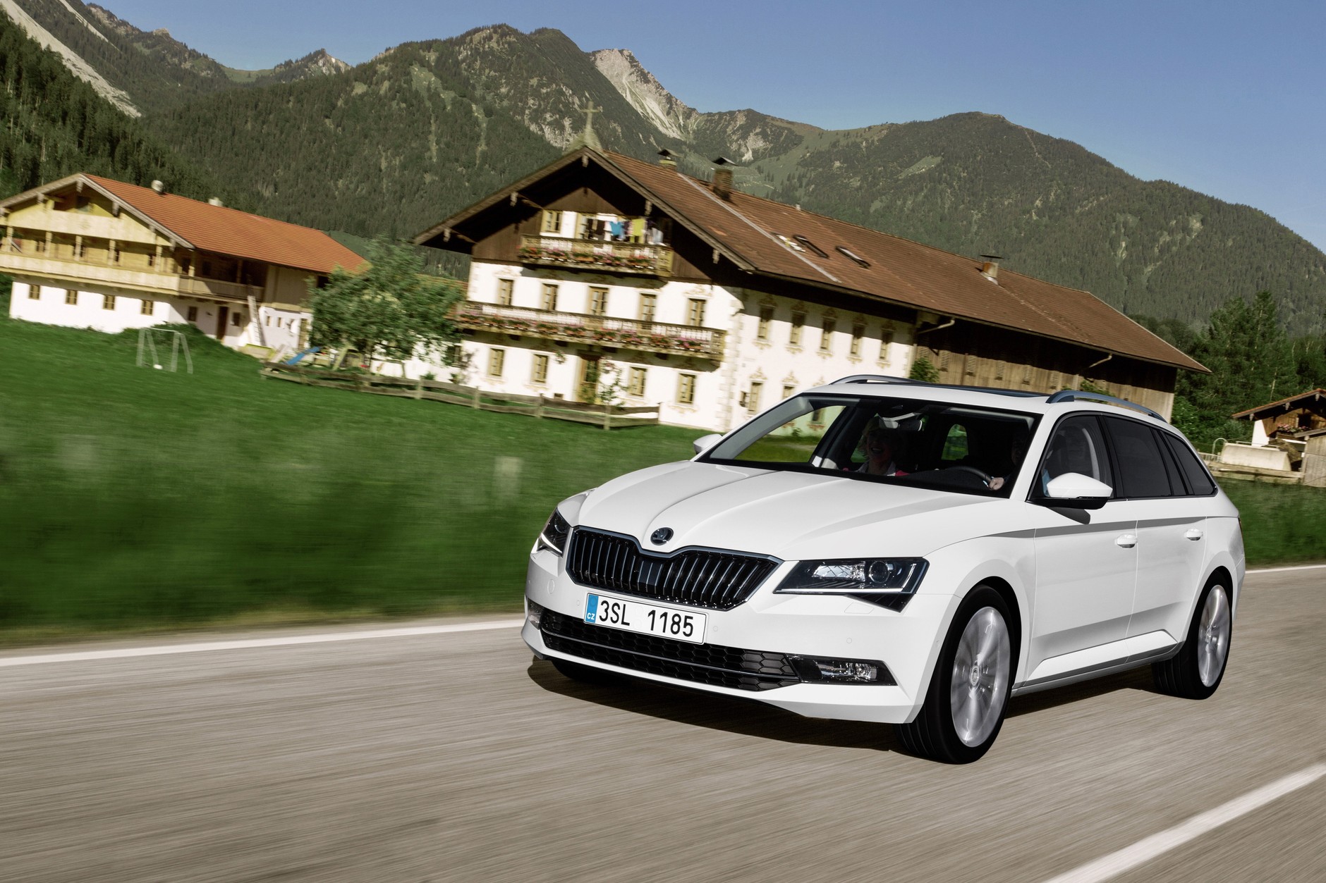 Skoda Superb Combi - kombi w rozmiarze XXL
