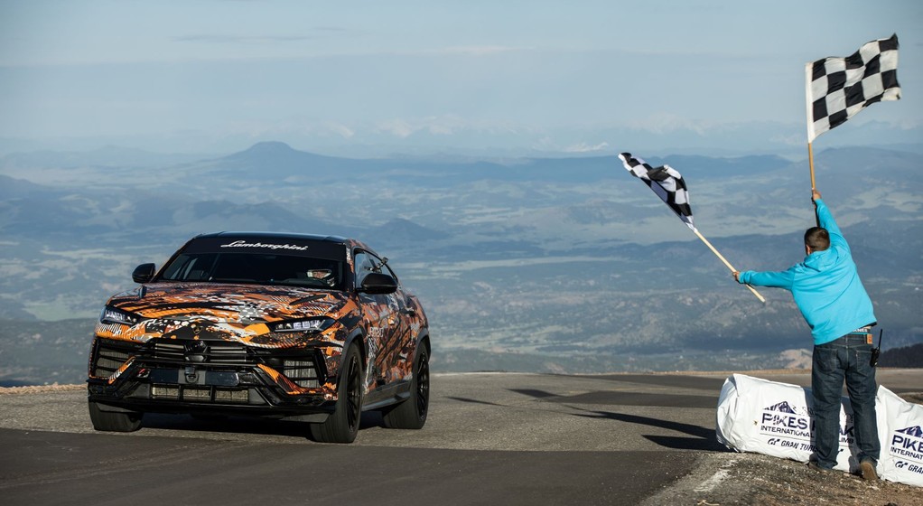 Lamborghini Urus na Pikes Peak