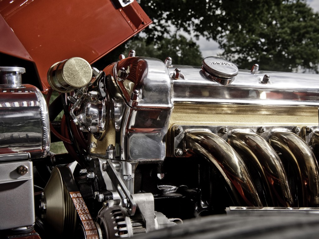 Jaguar E-Type Speedster - Nowoczesna legenda