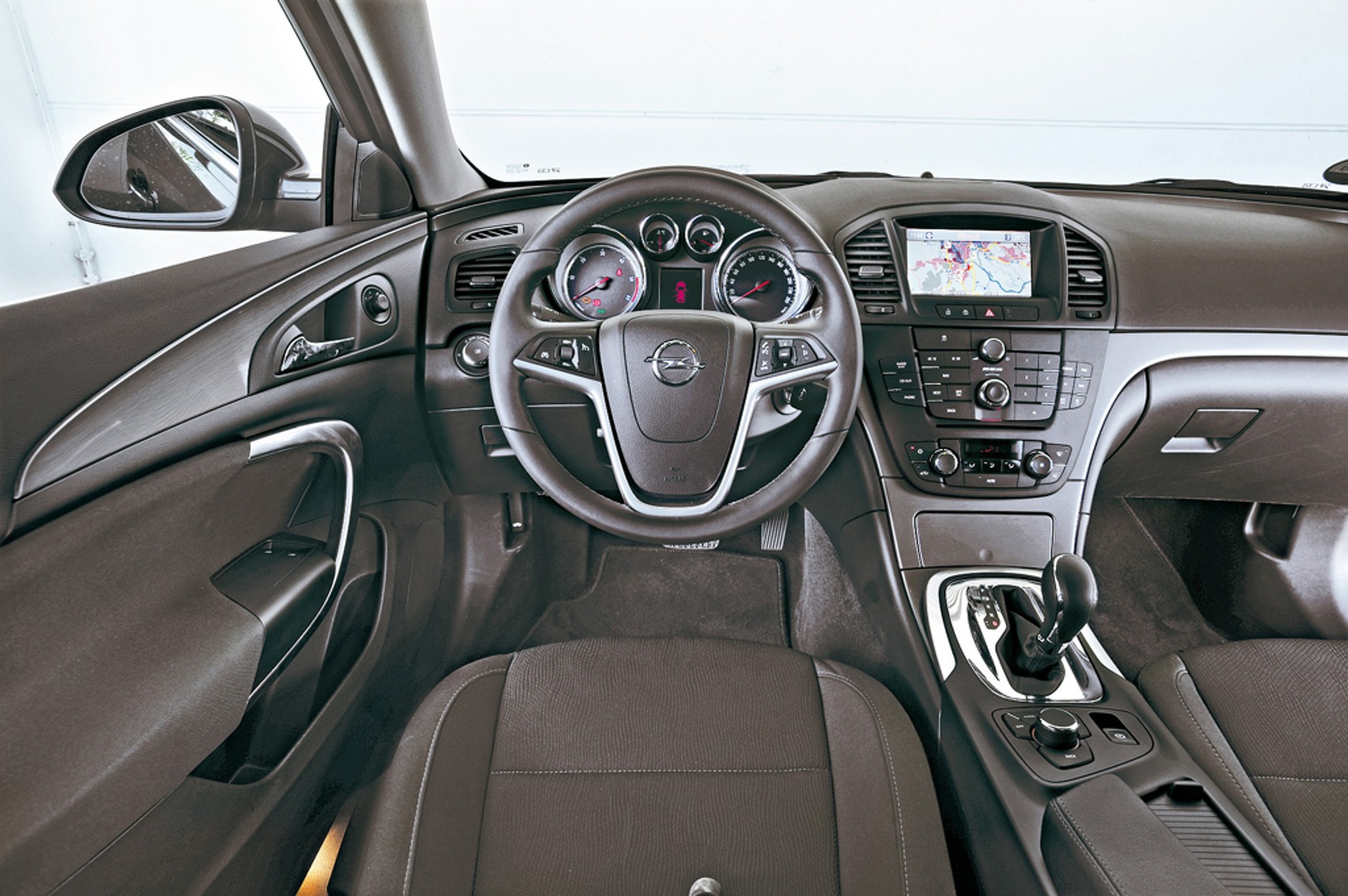 Honda Accord Tourer kontra Opel Insignia Sports Tourer i Toyota Avensis Wagon - Kombi w pogoni za stylem