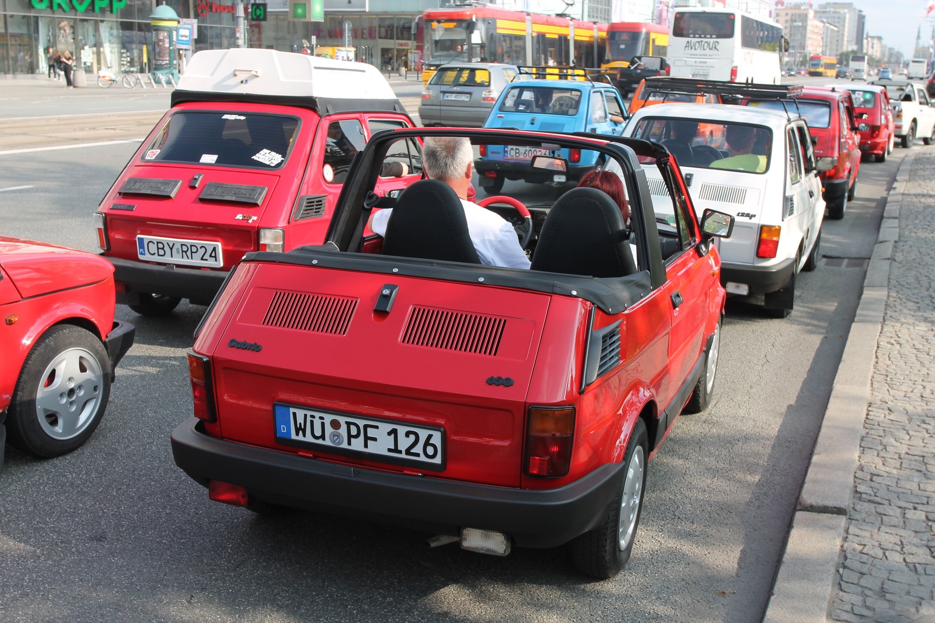 13 Ogólnopolski Zlot Fiata 126p w Warszawie
