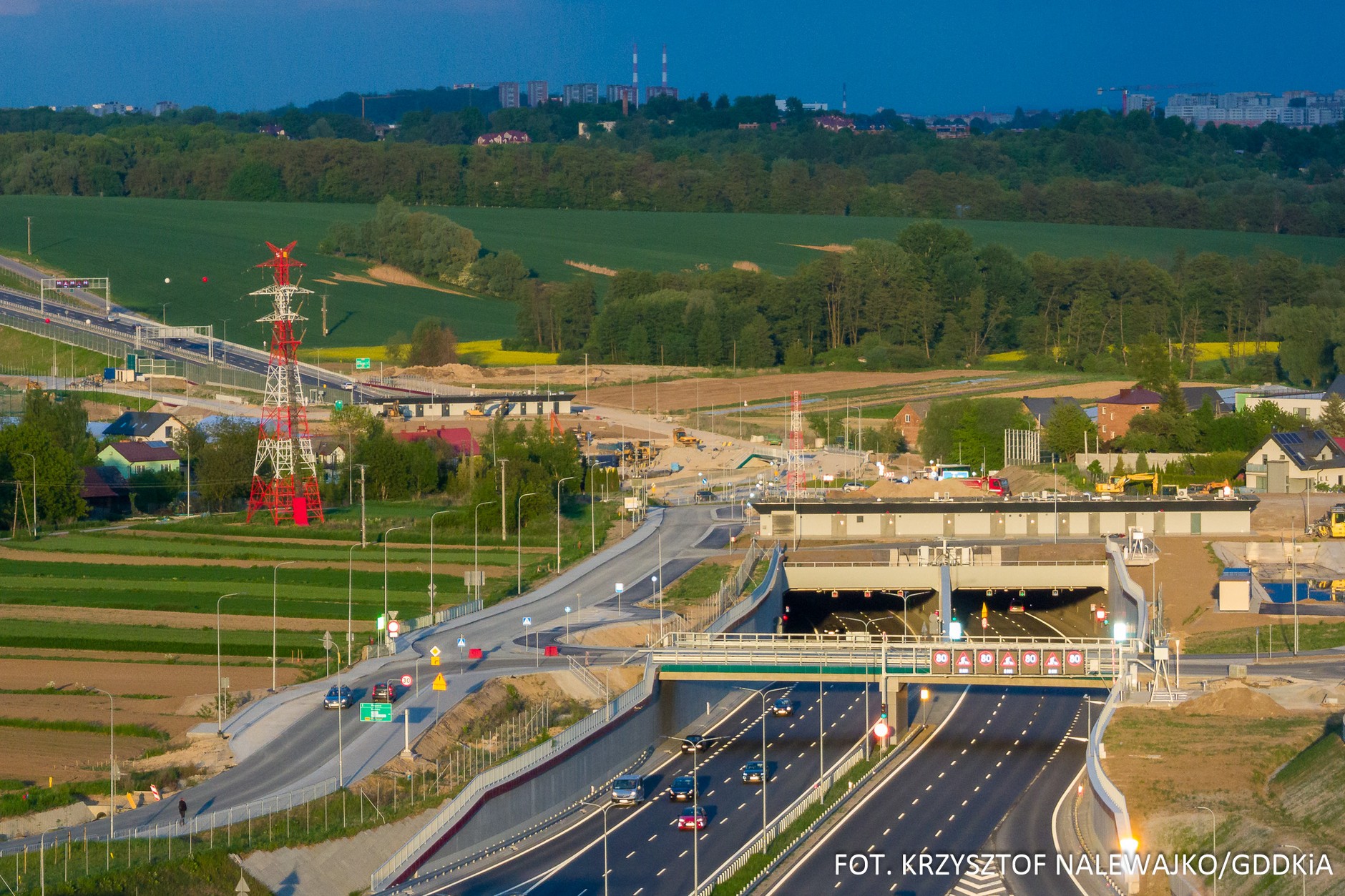 S52 Północna Obwodnica Krakowa, węzeł Zielonki i tunel
