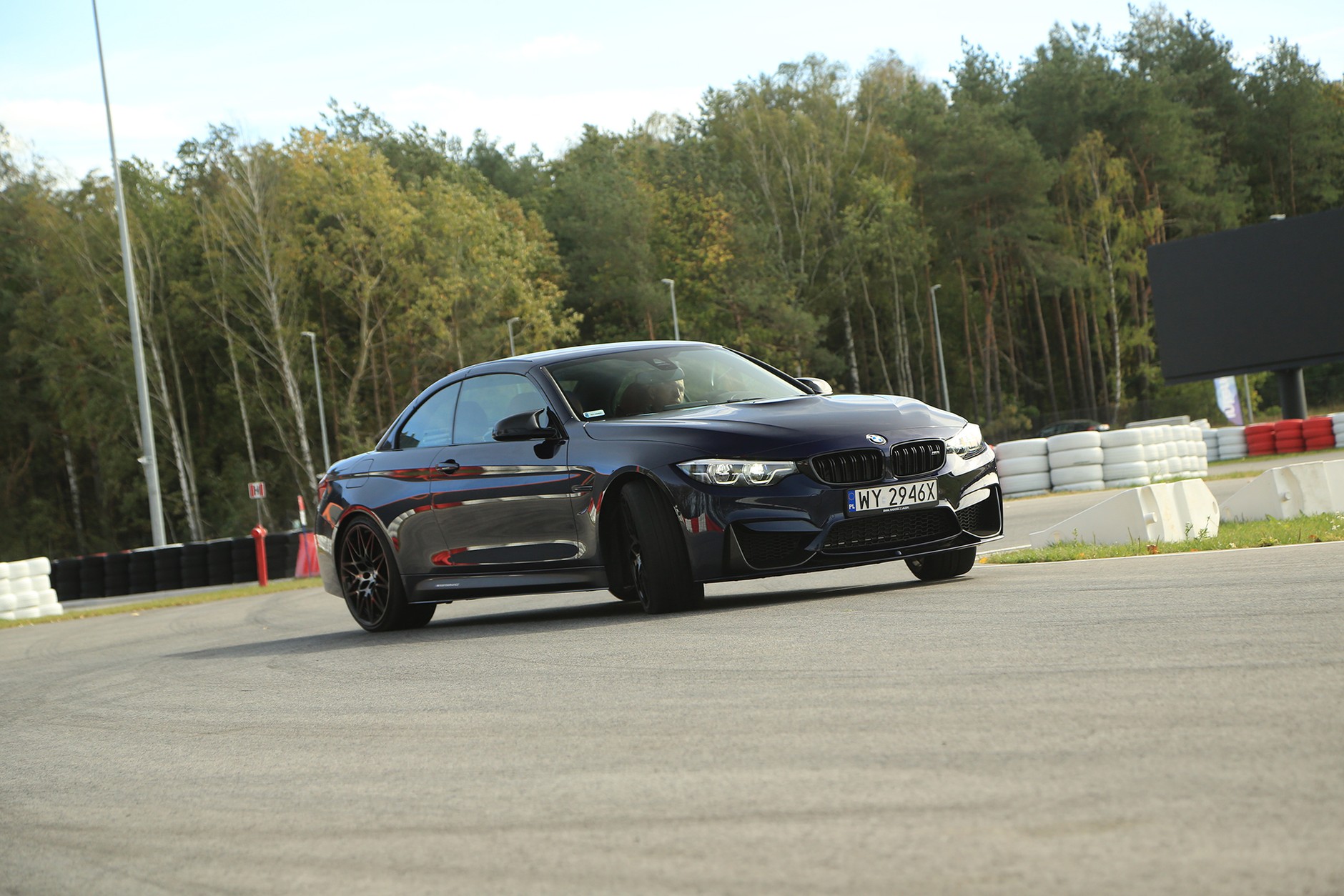 BMW M4 Cabrio M Performance - twardy zawodnik