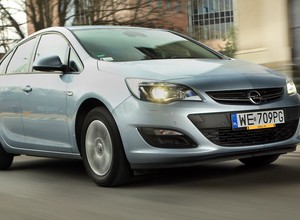 Opel Astra 1.4 Turbo LPG - mocny sedan zasilany gazem