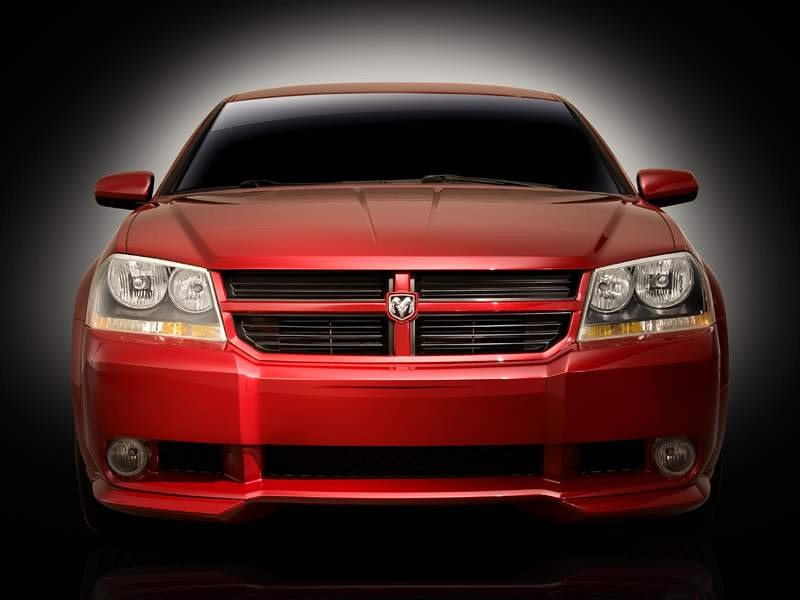 Dodge Avenger – zmniejszony Charger