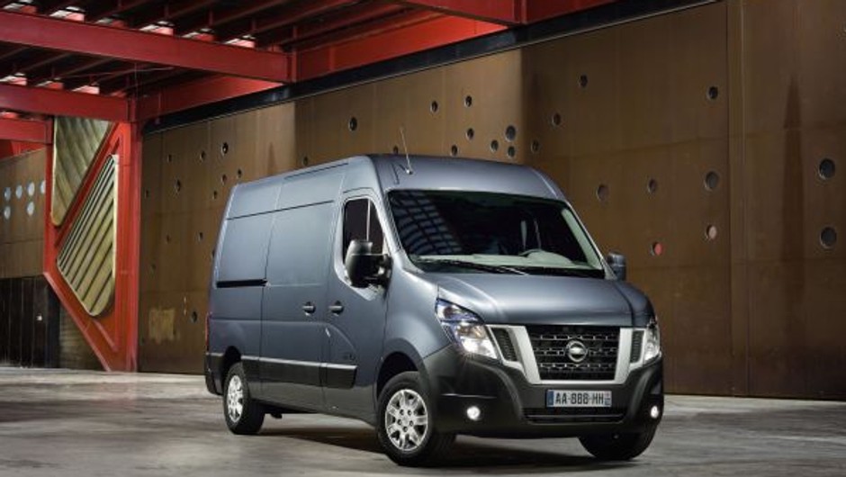 Nissan NV400