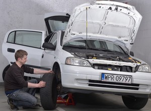 Serwisujemy Opla Astrę II 1.7 CDTI