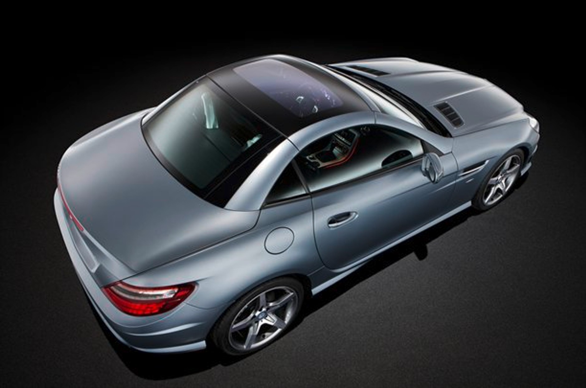 Mercedes SLK z dwoma dachami i turbodieslem