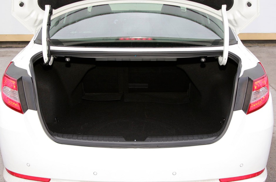 Kia Optima 1.7 CRDI: optymalna zmiana warty