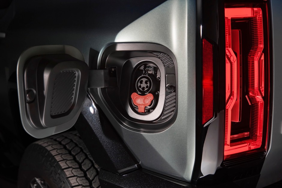 GMC Hummer EV SUV