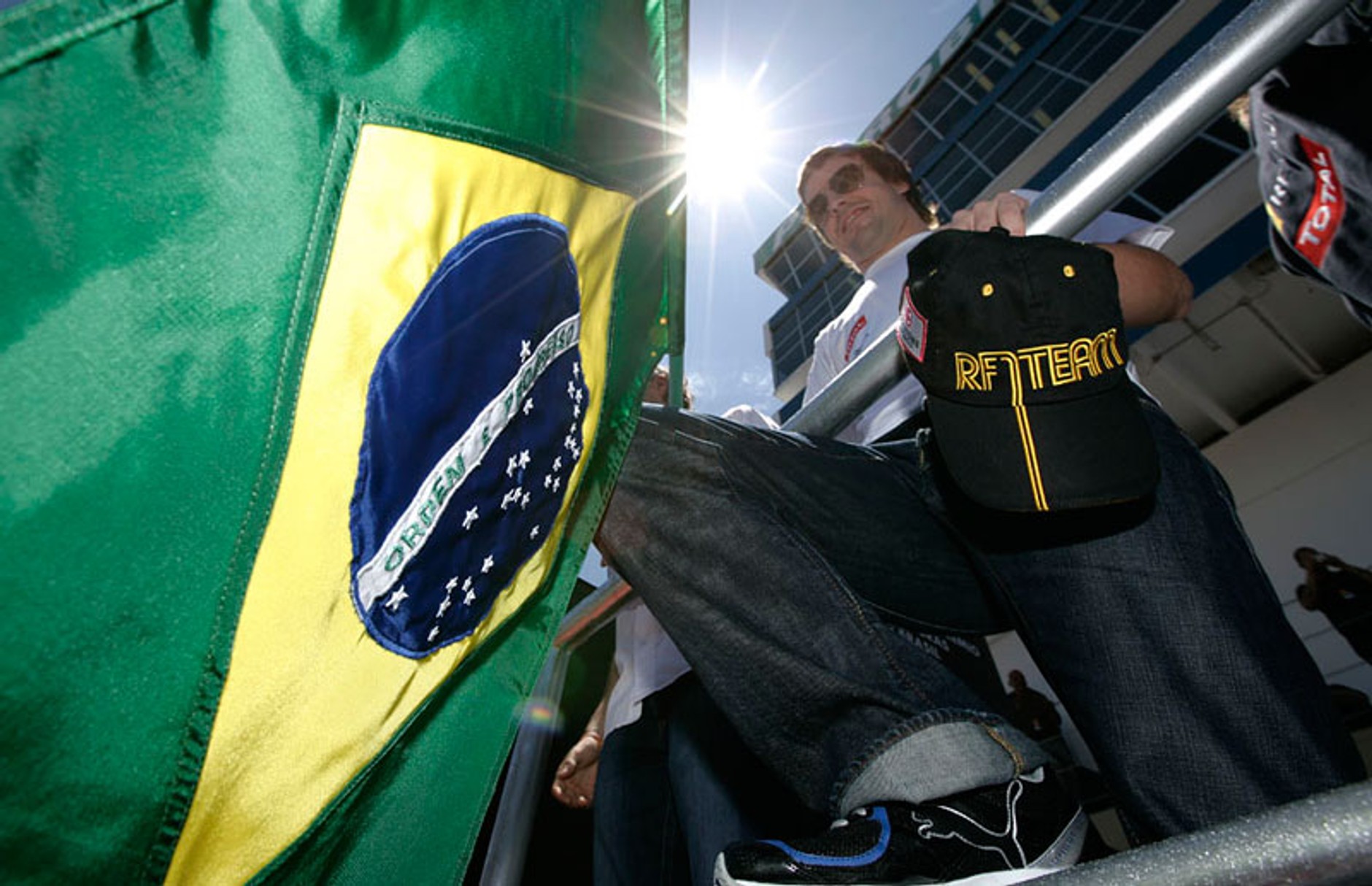 Grand Prix Brazylii 2009: Jenson Button mistrzem świata - fotogaleria Jiří Křenek
