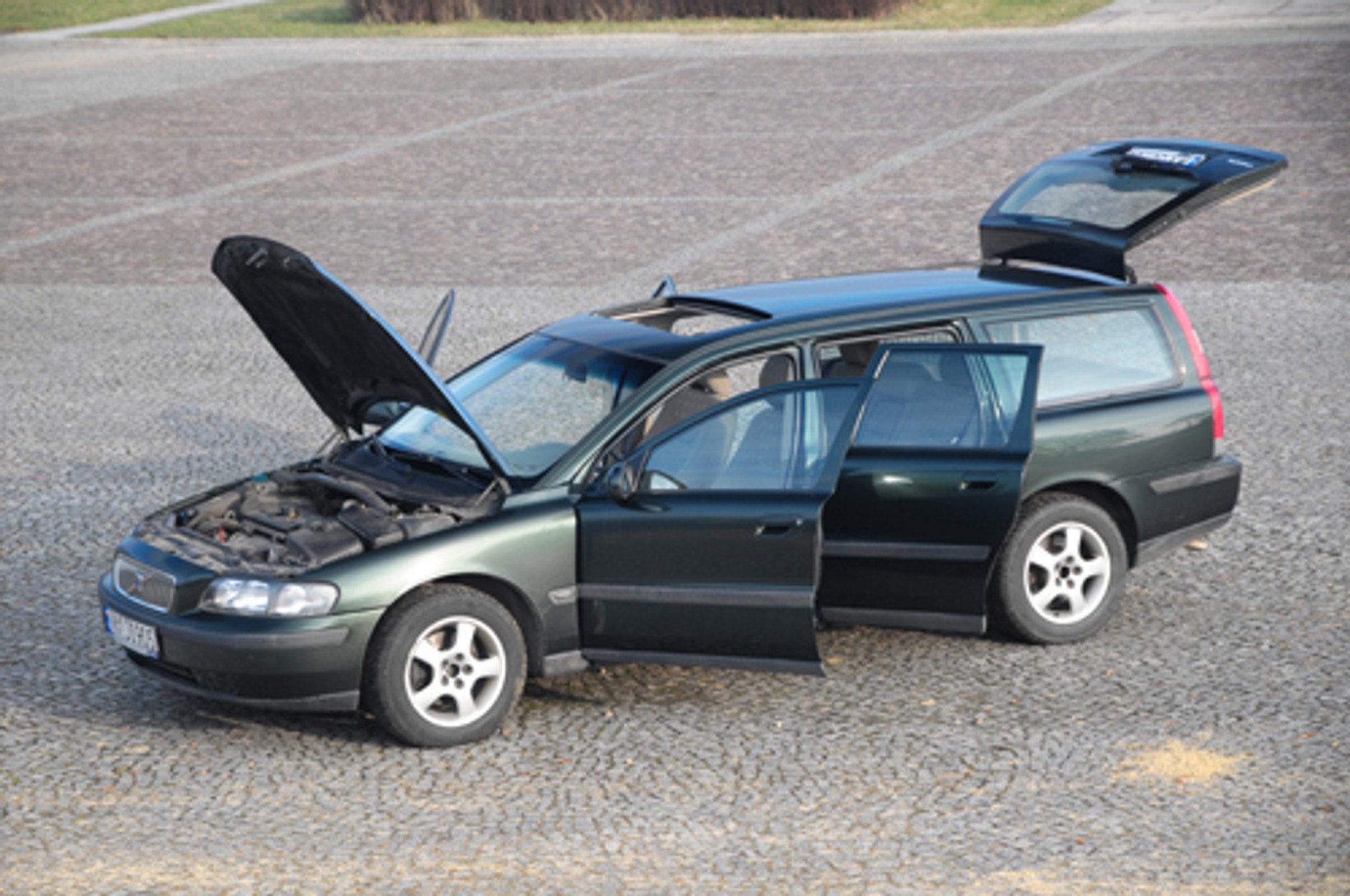 Volvo V70: Pięć garów i duży kufer