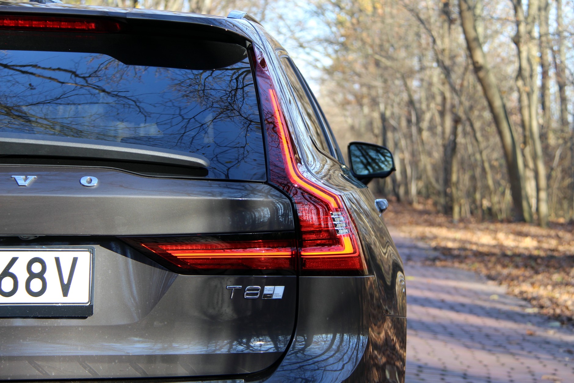 Volvo V90 T8 Ultra Dark