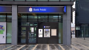 Rekompensaty za stare książeczki PKO. Opłaca się jej poszukać w domu
