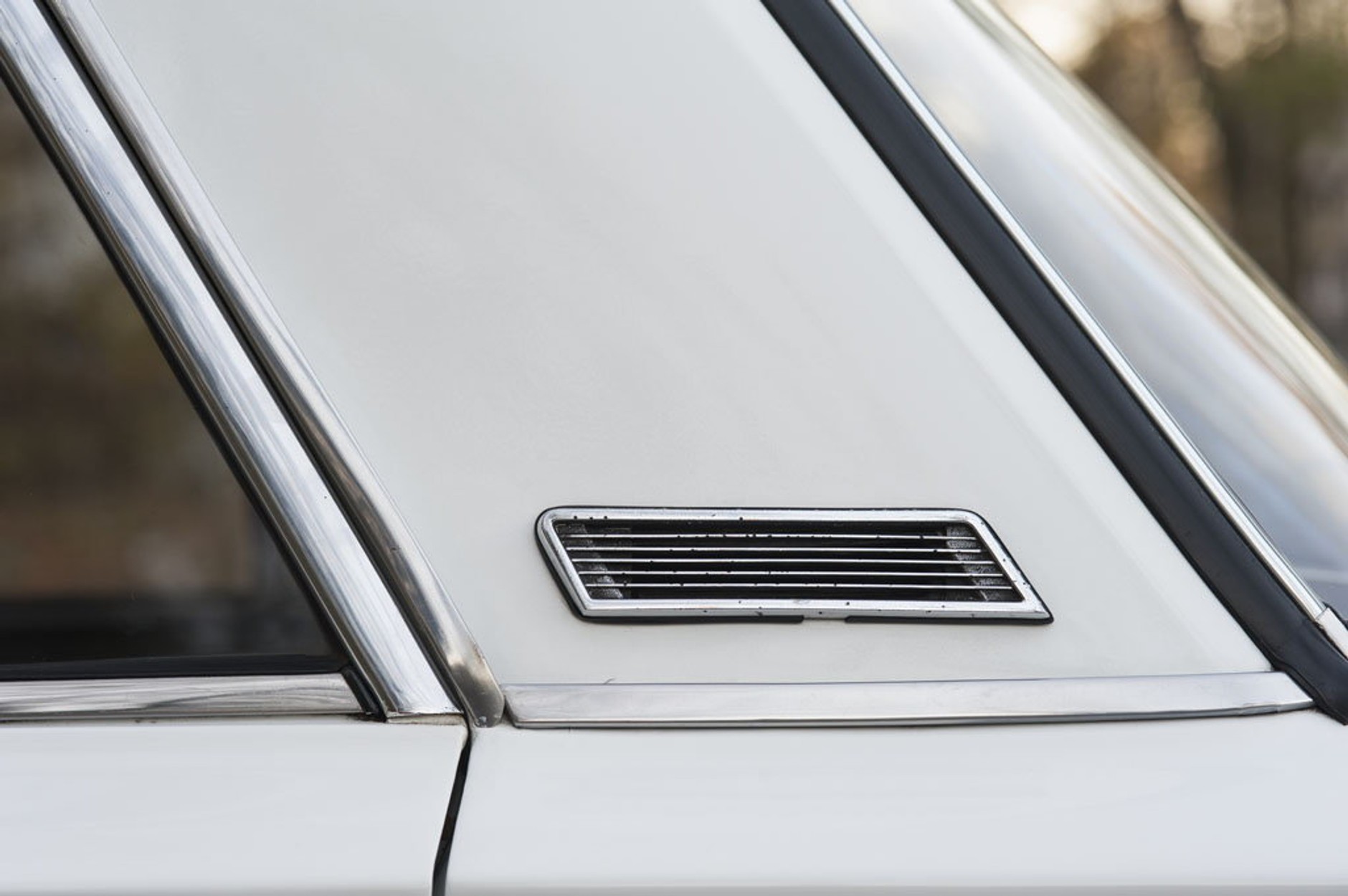 Był lepszy, bo... był gorszy - Polski Fiat 125p kontra Fiat 125 Special