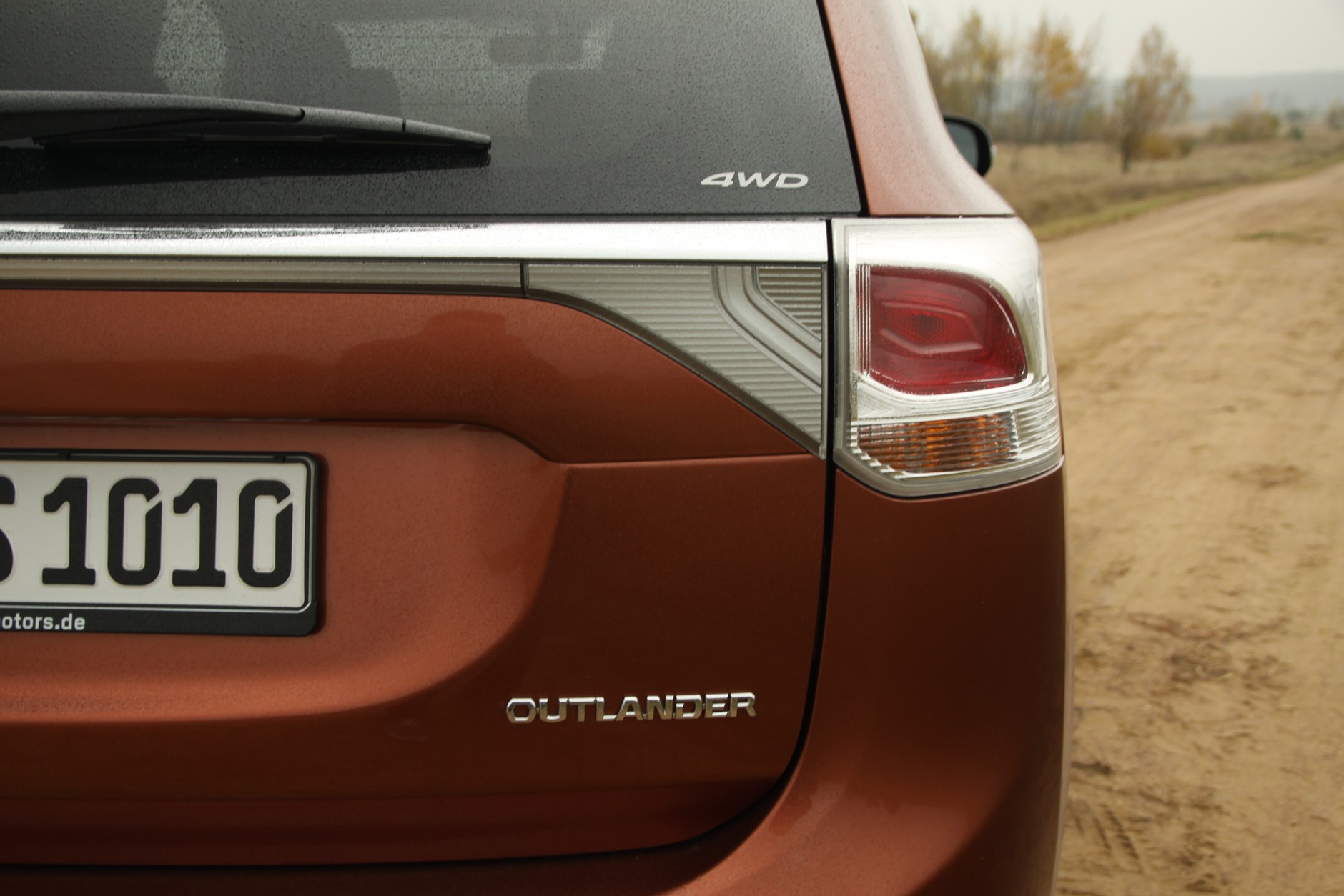 Mitsubishi Outlander (polska premiera)