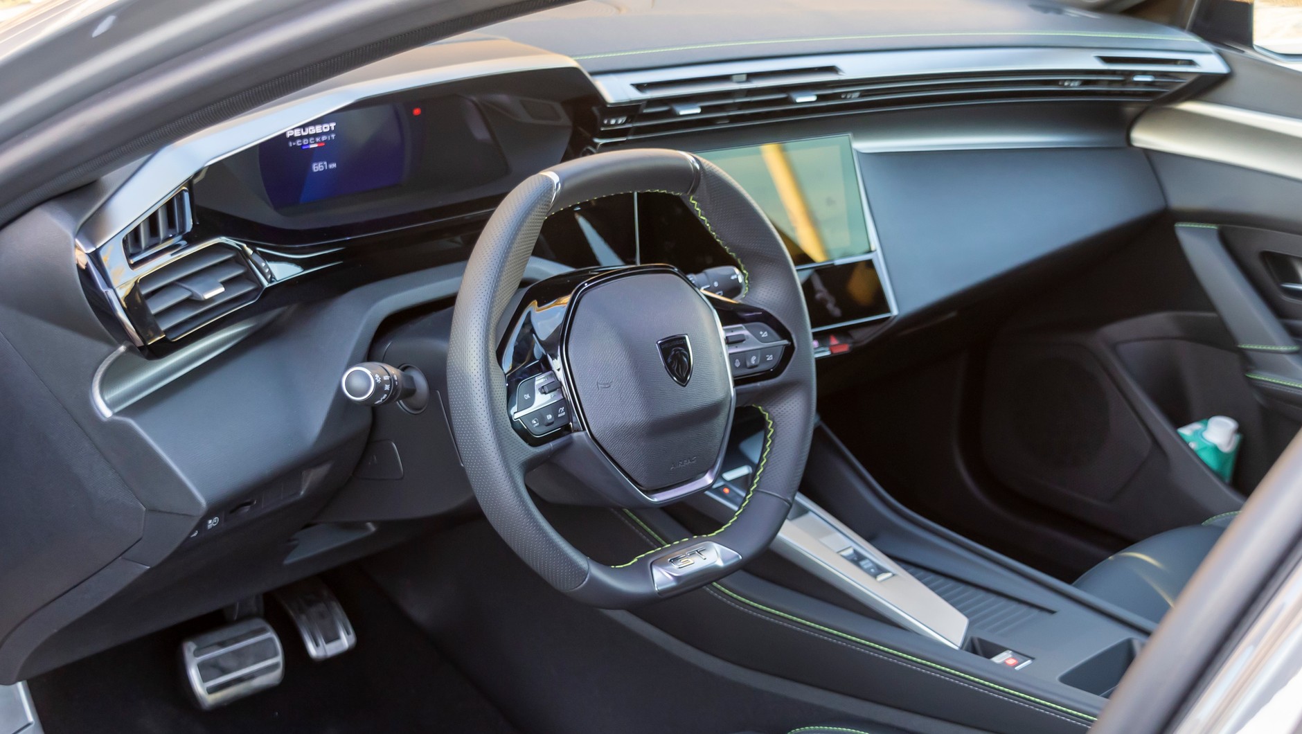 2024 Peugeot E-308