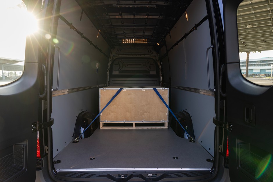 Mercedes eSprinter 2024