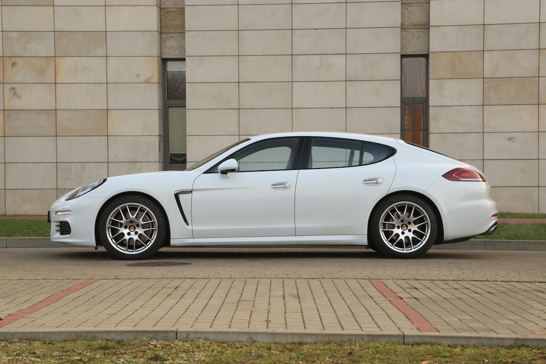 Porsche Panamera 4 Edition