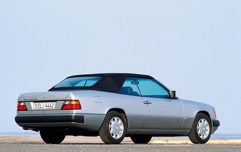 Mercedes W124 Cabrio – z pięknem trzeba obcować
