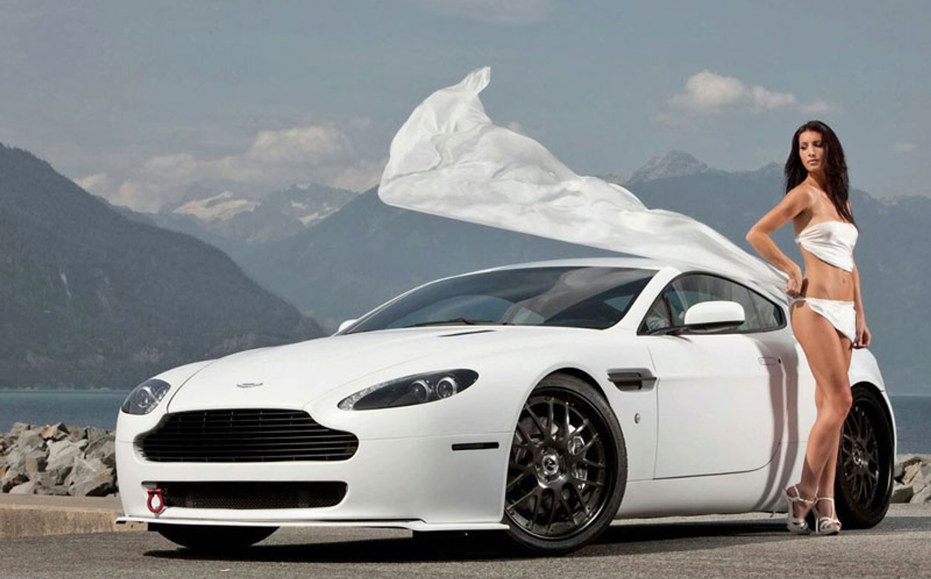 MWDesign Aston Martin V8 Vantage – subtelnie