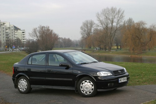 Auto za 35 000 zł - radzimy co kupić nowe, czy używane?
