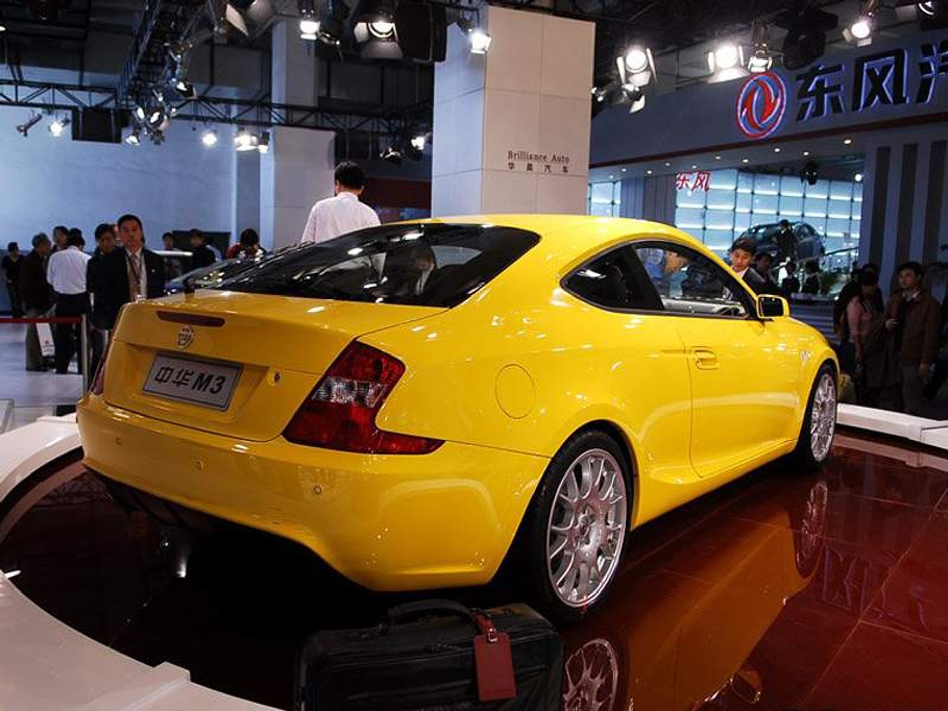 Pekin 2006: Zhongua M3