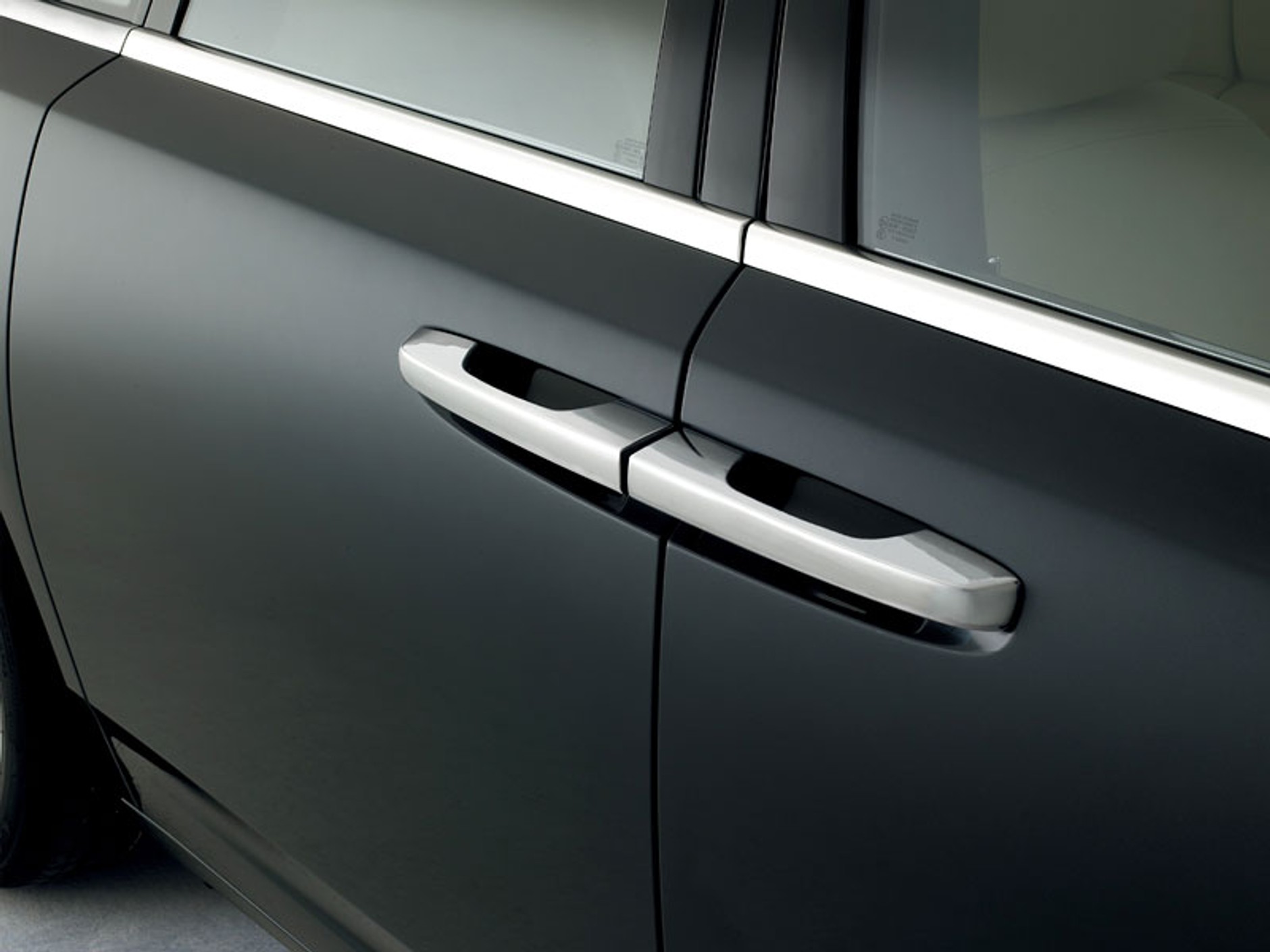 Rolls-Royce: w 2009 roku sprzedano 1002 aut