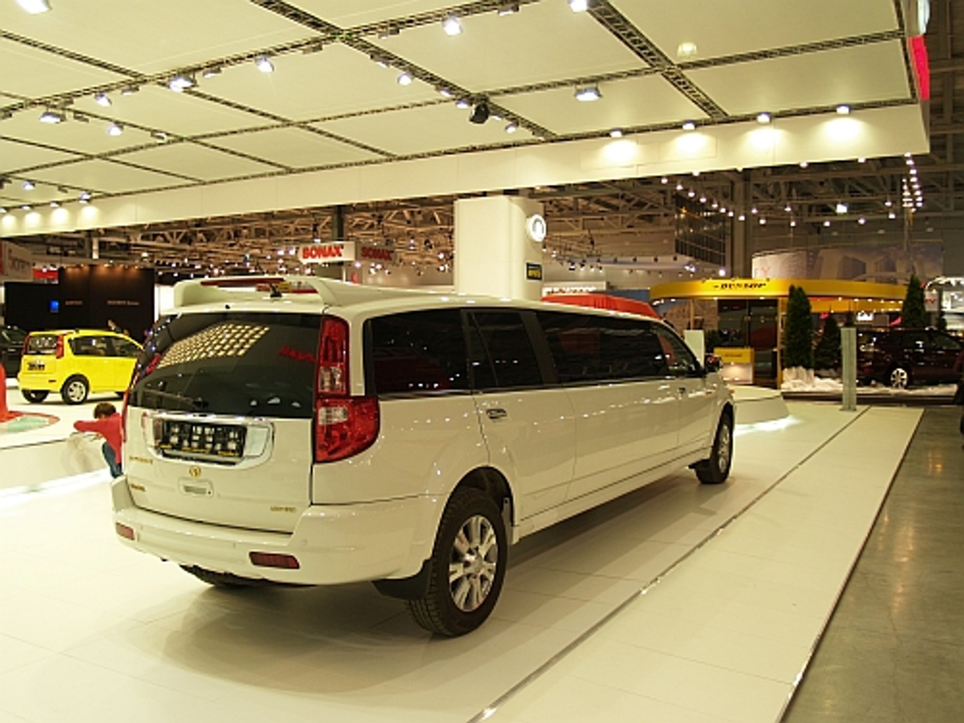 Światowe premiery prosto z Moskwy. Moscow Motor Show 2008