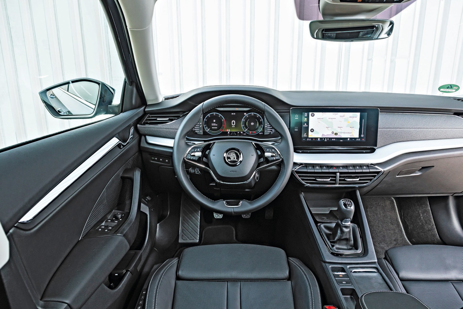 Skoda Octavia 1.5 TSI ACT - kokpit